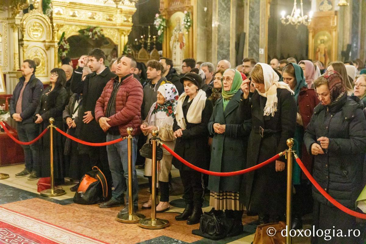 Liturghie arhierească la Catedrala Mitropolitană din Iași  în cinstea Sfinților Trei Ierarhi / Foto: pr. Silviu Cluci